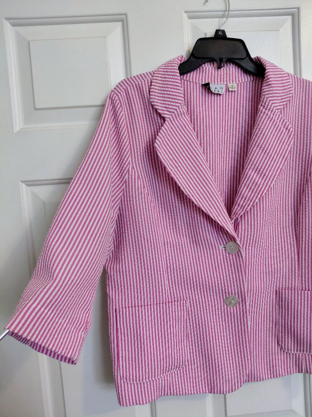 Joan Rivers -Size 16-Woven Seersucker Blazer Pink/White